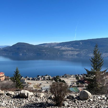 Jasmine Cottage Kelowna Dış mekan fotoğraf